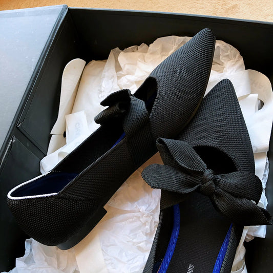 Flade, afslappede bådsko med sløjfe i Mary Jane-stil